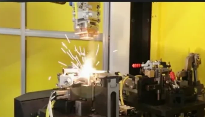 3D laser cutting machine 3D laser cutting machine
